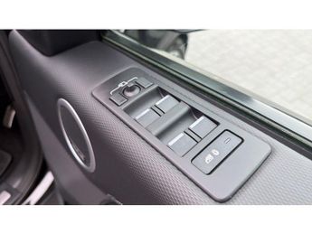 Land Rover Discovery 3.0 D300 Metropolitan Edition 5dr Auto Diesel Station Wagon