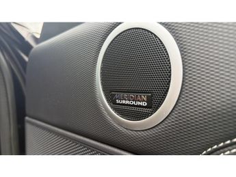 Land Rover Discovery 3.0 D300 Metropolitan Edition 5dr Auto Diesel Station Wagon