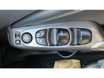 Nissan Juke 1.6 Hybrid N-Connecta 5dr Auto Hybrid Hatchback