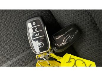 Toyota C-HR 1.8 Hybrid Design 5dr CVT Hybrid Hatchback