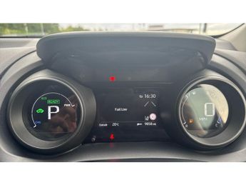 Toyota Yaris 1.5 Hybrid Design 5dr CVT Hybrid Hatchback