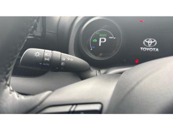 Toyota Yaris 1.5 Hybrid Design 5dr CVT Hybrid Hatchback