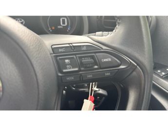 Toyota Yaris 1.5 Hybrid Design 5dr CVT Hybrid Hatchback