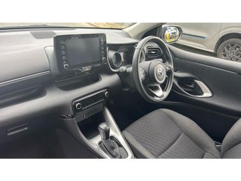 Toyota Yaris 1.5 Hybrid Design 5dr CVT Hybrid Hatchback