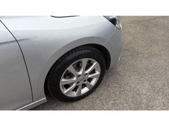 Vauxhall Corsa 1.2 Turbo Design 5dr Auto Petrol Hatchback