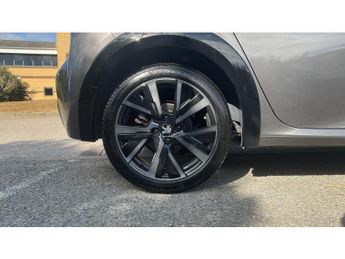 Peugeot 208 1.2 PureTech 130 GT 5dr EAT8 Petrol Hatchback