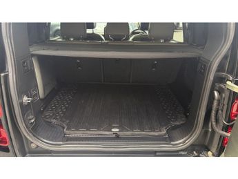 Land Rover Defender 2.0 D240 HSE 110 5dr Auto [6 Seat] Diesel Estate