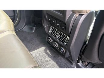 Land Rover Defender 2.0 D240 HSE 110 5dr Auto [6 Seat] Diesel Estate