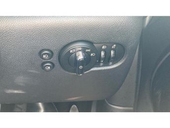 MINI Hatchback 1.5 Cooper II 5dr Auto Petrol Hatchback