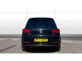 Volkswagen Tiguan 2.0 TDi BlueMotion Tech R-Line 177 5dr DSG Diesel Estate