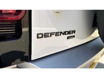 Land Rover Defender 3.0 D300 SE 110 5dr Auto Diesel Estate