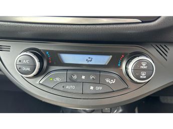 Toyota Yaris 1.5 Hybrid Y20 5dr CVT [Bi-tone/Nav] Hybrid Hatchback