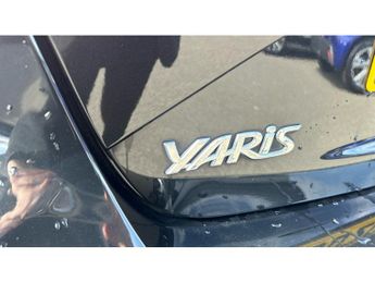 Toyota Yaris 1.5 Hybrid Y20 5dr CVT [Bi-tone/Nav] Hybrid Hatchback