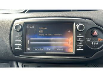 Toyota Yaris 1.5 Hybrid Y20 5dr CVT [Bi-tone/Nav] Hybrid Hatchback