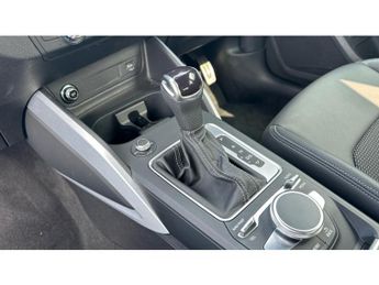 Audi Q2 35 TFSI S Line 5dr S Tronic Petrol Estate