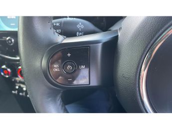 MINI Hatchback 1.5 Cooper Classic Premium Plus 5dr Auto Petrol Hatchback
