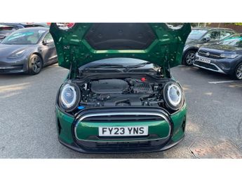MINI Hatchback 1.5 Cooper Classic Premium Plus 5dr Auto Petrol Hatchback