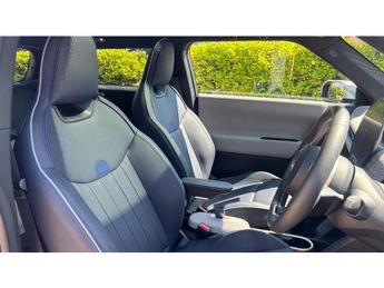 MINI Cooper 160kW SE Exclusive [Level 2] 54kWh 3dr Auto Electric Hatchback