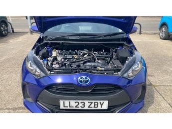 Toyota Yaris 1.5 Hybrid Icon 5dr CVT Hybrid Hatchback