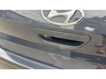 Hyundai i10 1.0 MPi Premium 5dr Auto Petrol Hatchback