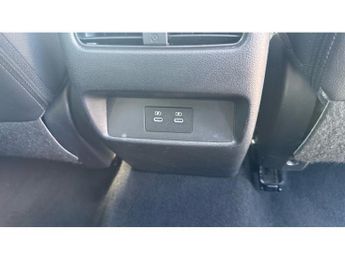 Nissan Qashqai 1.3 DiG-T MH 158 N-Connecta 5dr Xtronic Petrol Hatchback