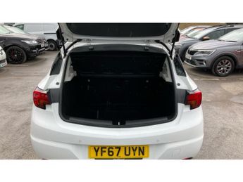 Vauxhall Astra 1.6 CDTi 16V 136 Elite 5dr Auto Diesel Hatchback
