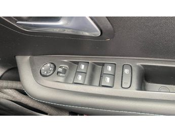 Peugeot 208 1.2 PureTech 100 Allure Premium + 5dr EAT8 Petrol Hatchback