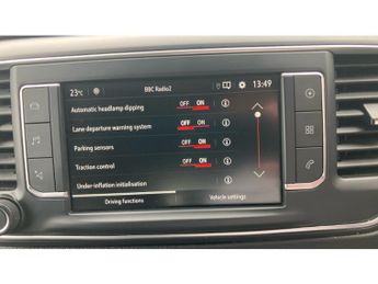 Vauxhall Vivaro Life 100kW Ultimate L 50kWh 5dr Auto Electric Estate
