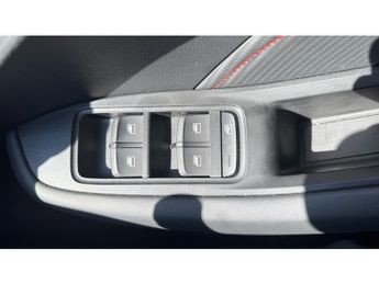 MG ZS 115kW SE EV Long Range 73kWh 5dr Auto Electric Hatchback