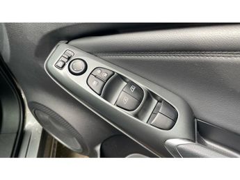Nissan Juke 1.6 Hybrid N-Connecta 5dr Auto Hybrid Hatchback