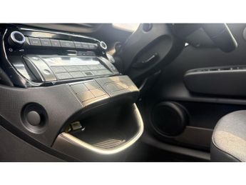 Hyundai INSTER 71kW 01 42kWh 5dr Auto Electric Hatchback