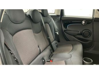 MINI Hatchback 1.5 Cooper Classic Premium 5dr Auto Petrol Hatchback