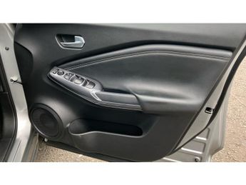 Nissan Juke 1.0 DiG-T 114 N-Connecta 5dr DCT Petrol Hatchback