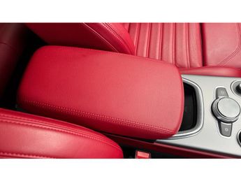 Alfa Romeo Stelvio 2.0 Turbo 280 Veloce 5dr Auto Petrol Estate