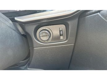 Vauxhall Mokka 100kW Launch Edition 50kWh 5dr Auto Electric Hatchback