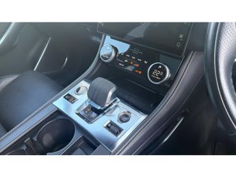 Jaguar F-Pace 2.0 D200 R-Dynamic SE 5dr Auto AWD Diesel Estate