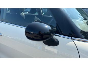 MINI Hatchback 1.5 Cooper D 3dr Auto [Pepper Pack] Diesel Hatchback
