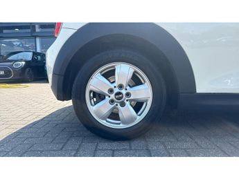 MINI Hatchback 1.5 Cooper D 3dr Auto [Pepper Pack] Diesel Hatchback