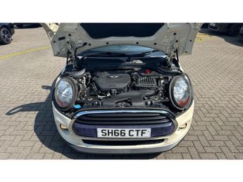 MINI Hatchback 1.5 Cooper D 3dr Auto [Pepper Pack] Diesel Hatchback