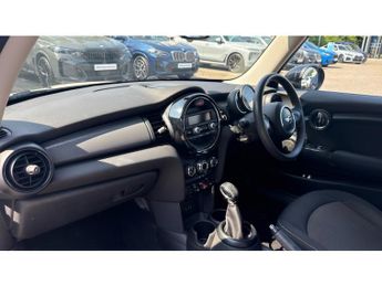 MINI Hatchback 1.5 Cooper D 3dr Auto [Pepper Pack] Diesel Hatchback
