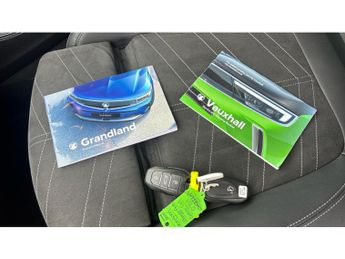 Vauxhall Grandland 1.2 Turbo Ultimate 5dr Auto Petrol Hatchback
