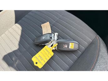 Peugeot 208 1.2 PureTech 100 Active 5dr EAT8 Petrol Hatchback