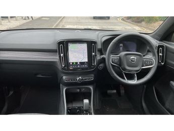 Volvo XC40 2.0 B4P Plus Black Edition 5dr Auto Petrol Estate