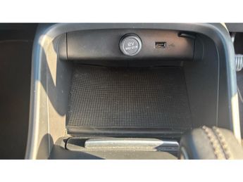 Volvo XC40 1.5 T3 [163] Momentum 5dr Geartronic Petrol Estate