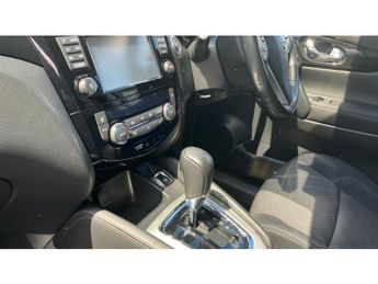 Nissan Qashqai 1.2 DiG-T N-Connecta 5dr Xtronic Petrol Hatchback