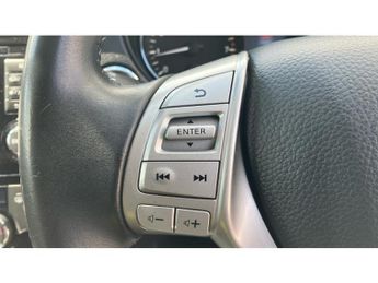 Nissan Qashqai 1.2 DiG-T N-Connecta 5dr Xtronic Petrol Hatchback