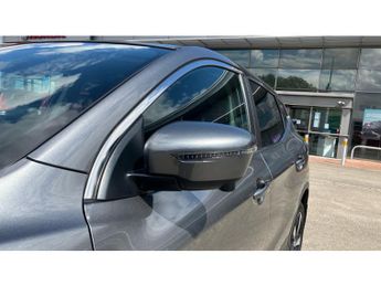 Nissan Qashqai 1.2 DiG-T N-Connecta 5dr Xtronic Petrol Hatchback