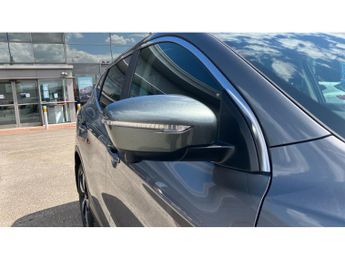 Nissan Qashqai 1.2 DiG-T N-Connecta 5dr Xtronic Petrol Hatchback