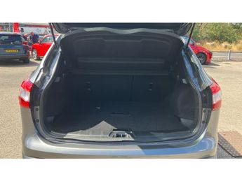 Nissan Qashqai 1.2 DiG-T N-Connecta 5dr Xtronic Petrol Hatchback