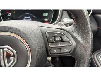 MG HS 1.5 T-GDI Exclusive 5dr DCT Petrol Hatchback